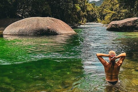 Excursão privada de cachoeira e floresta tropical