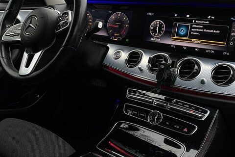 Private Car: Transfrer From Bari Airport to Lecce or Reverse