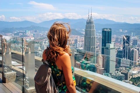 Excursão privada à cidade de Kuala Lumpur com KL Tower & Batu Caves
