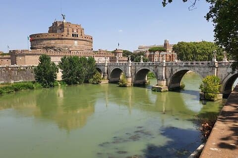 Hoteller i nærheden af Castel Sant'Angelo and Pope Paul III Apartments
