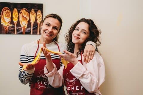SiChef Florencia- Pasta fresca vegetariana/Salsas - Clase de Tiramisú