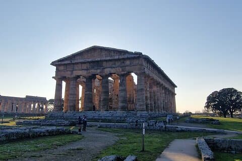 Hoteller i nærheden af Paestum Archeological Park and Museum Walk