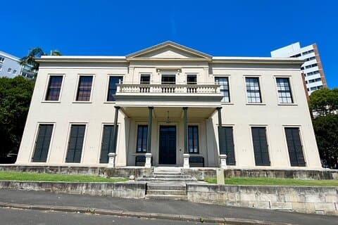A Journey Through Time Heritage & Architecture Group Walking Tour