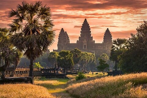 Kleine Gruppe Erkunden Sie Angkor Wat Sonnenaufgangstour ab Siem Reap