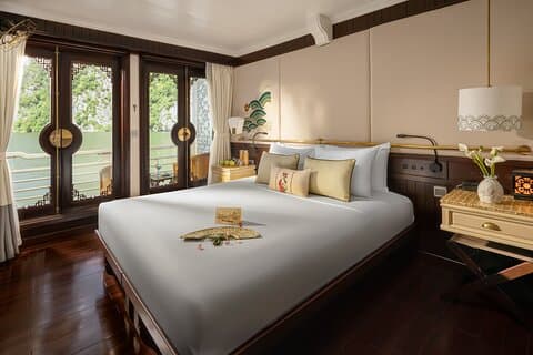 All Inclusive 3 dias 2 noites explorar Ha Long Bay com Au Co Cruise
