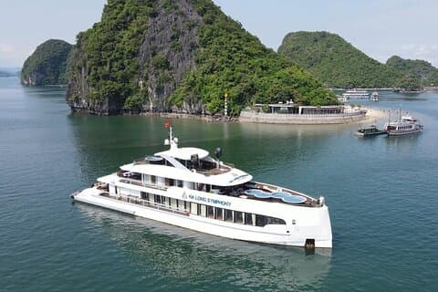 Symphony 5-stjerners cruise Halong Bay Day Tour Pickup fra Halong