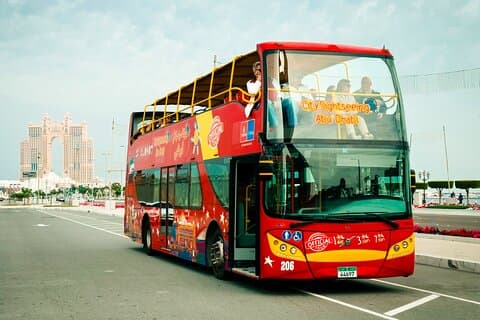 City Sightseeing Abu Dhabi HOHO bustur og ekstra tilbud