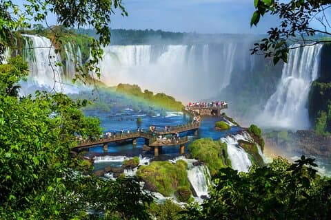 Brazilian Iguaçu Falls, Private Boat Tour & Bird Park Adventure