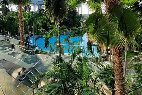 Elysium: Ultimatives Verwöhnerlebnis in der Therme Spa und Wellness