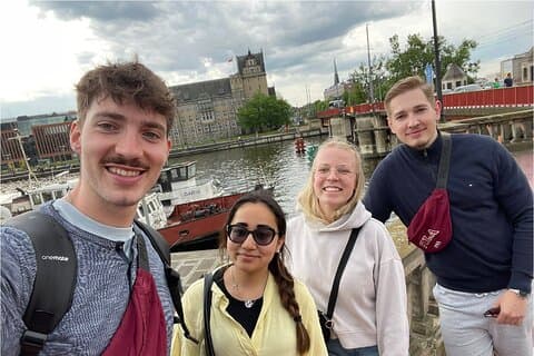 Tour a pie por Szczecin : Explora los principales lugares de interés y joyas ocultas