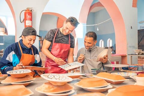 Safi Pottery Workshop, Museum Tour & Kaâk Tasting with Tea