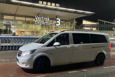 Schiphol Airport Private Transfer by Van – Meet & Greet Included