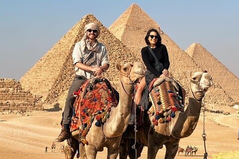 Privata halvdagspyramiderna i Giza och sfinxen med lunch