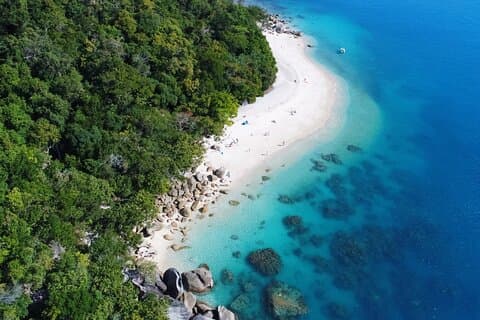 Fitzroy Island Day Trip 11am to 5pm Ferry INC Snorkel Equipment