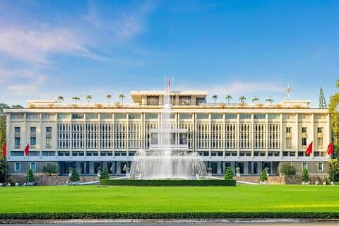 Tour de descubrimiento de día completo por la ciudad de Ho Chi Minh y los túneles de Cu Chi