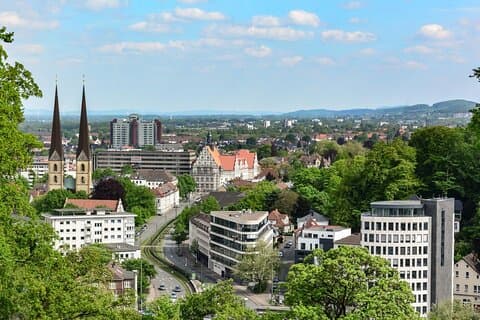 Explore Bielefeld em 60 minutos com um local