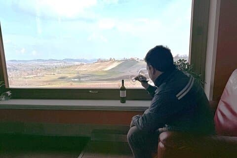 Tour y cata de vinos en Langhe y Monferrato