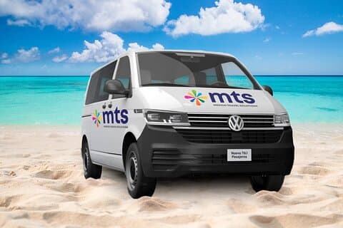 Transfert privé d'aéroport à hôtel en minivan
