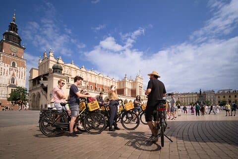 Kväll 2h orientering Bike Tour av Gamla stan och Wawel slott panorama