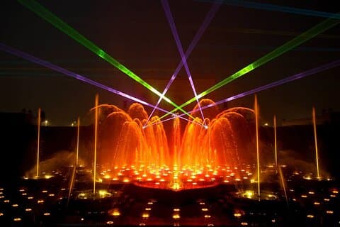 Delhi : Visita nocturna al espectáculo de luz y agua del templo Akshardham