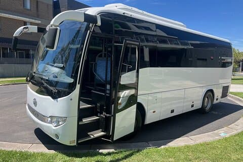 Privat transfer fra Sunshine Coast lufthavn til hoteller 35 pax