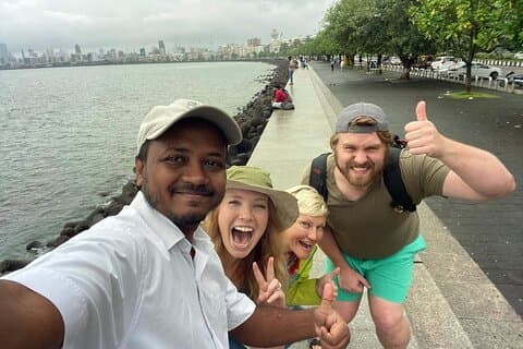 Mumbai Private Sightseeing With Slum Tour