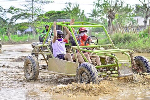 プンタ カナでの無制限のバギーと ATV ツアー