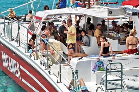 Dreamer Catamaran Party Boot