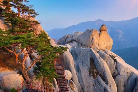 3 Nights and 4 Days Korean Tour to the East