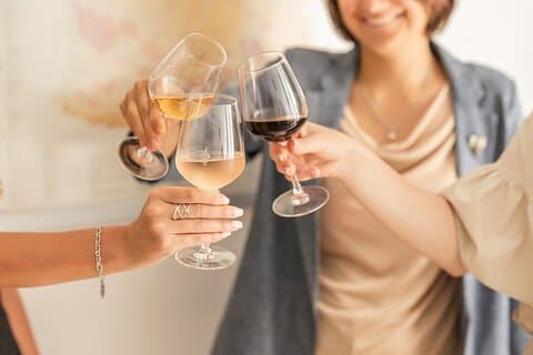 Introduction to Wine Tasting in Nice city centre (6 French wines)