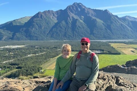 Private Hike and History Trip in Palmer, Alaska