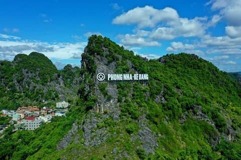 Bus transfer fra Hue til Phong Nha (afgang på usædvanlige dage)
