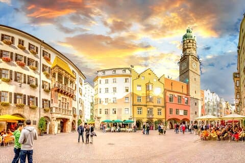 Privat transfer från Zürich till Salzburg med 2h stopp i Insbruck