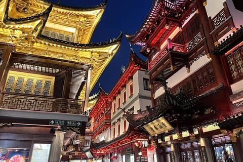 An amazing private tour day in Shanghai