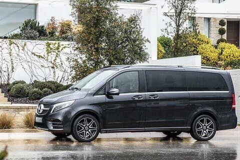 Departure by Minivan from Melbourne City to Melbourne Airport MEL