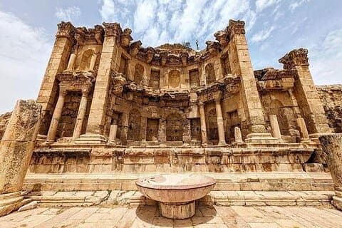 Full-Day Private Driver Tour: Jerash, Ajloun Castle & Umm Qais