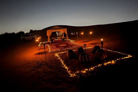 Dubai Private Setup Wüstensafari für Paare Familie und Freunde