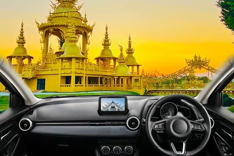 Chiang Rai: Privat transport til Chiang Mai og tempelbesøk