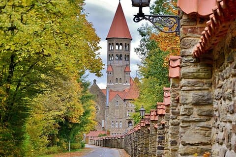Luxembourg: Private Walking Tour with Local Guide