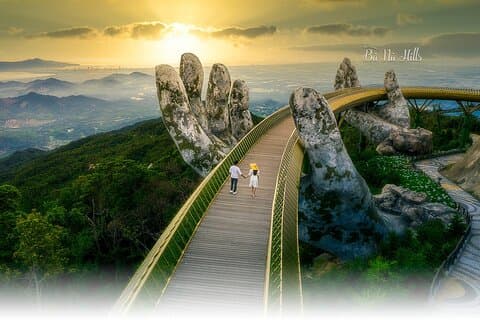 Da Nang: Privat bil till Hue med Golden Bridge eller många alternativ
