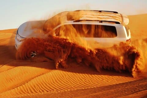 Mid Day Desert Safari Red Dunes avec brunch et options de quad