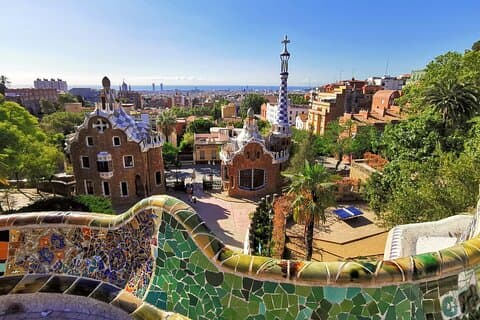 Führung durch die Gaudis Sagrada Familia und den Parc Güell Englisch