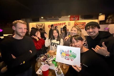 Alt du kan drikke Møt lokale Eventyr Osaka internasjonale fest
