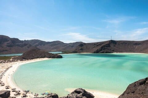 Excursão privada de dia inteiro à praia de Balandra para 10 pessoas