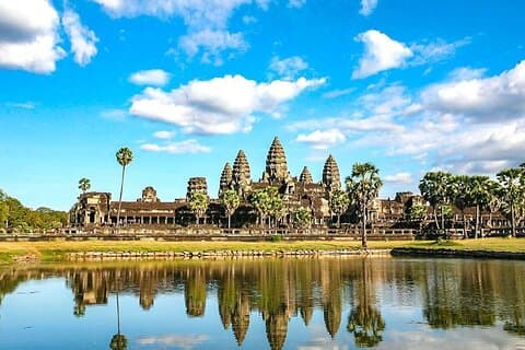 7 Days Private Tour in Cambodia with Culture and Nature Discovery