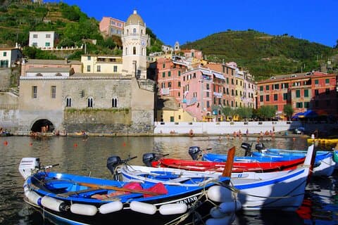 Excursion privée d'une journée à Cinque Terre au départ du port de Livourne