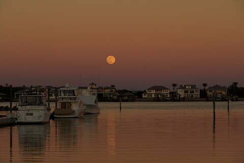 Haunted History Boat Tour in St. Augustine