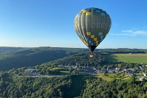 Vuelo en globo Rochehaut Valle de Semois
