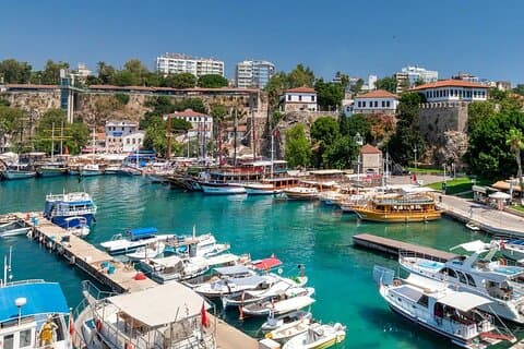 Tour guidato a piedi della città vecchia di Antalya