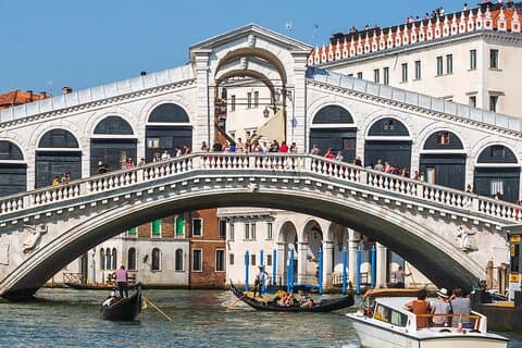 De Florença: Explore Veneza em um tour de dia semi-privado de trem